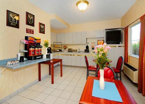 Holiday Inn Express - Indiana By Ihg Nhà hàng bức ảnh